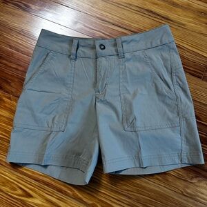 Columbia Women's Light Army Green Hiking Shorts